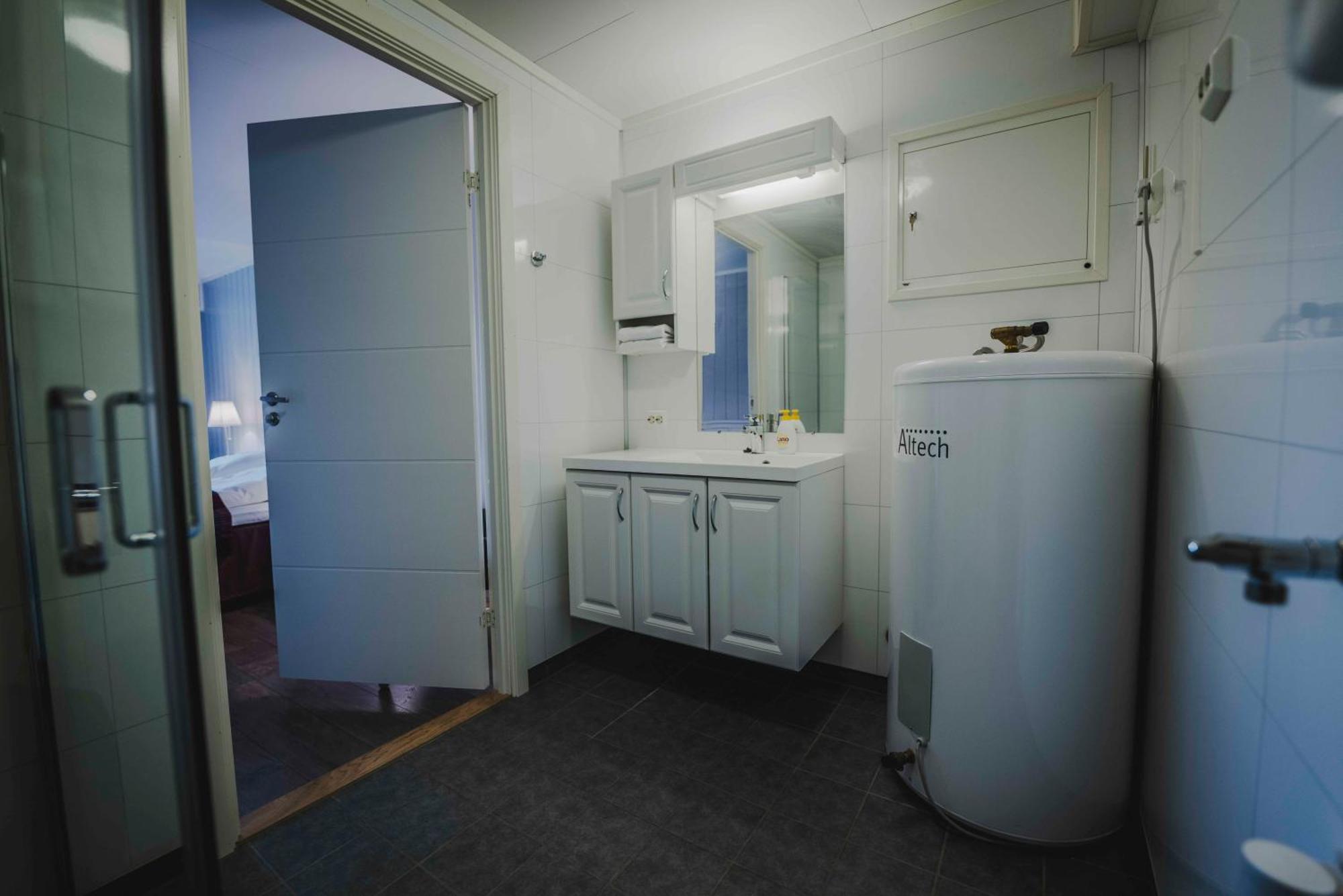 Loen Apartments Luaran gambar