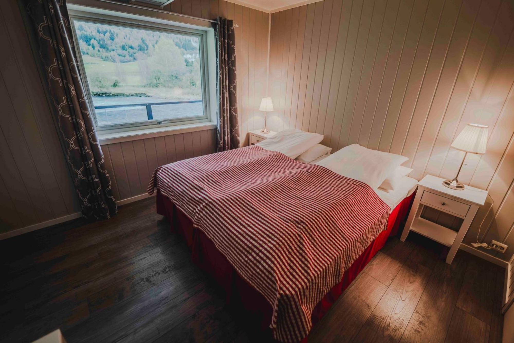 Loen Apartments Luaran gambar
